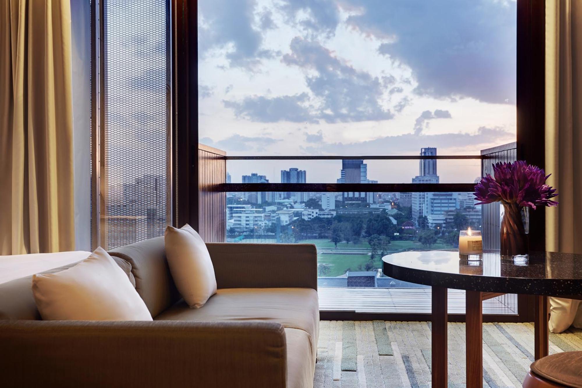 Hansar Bangkok Hotel Exterior foto